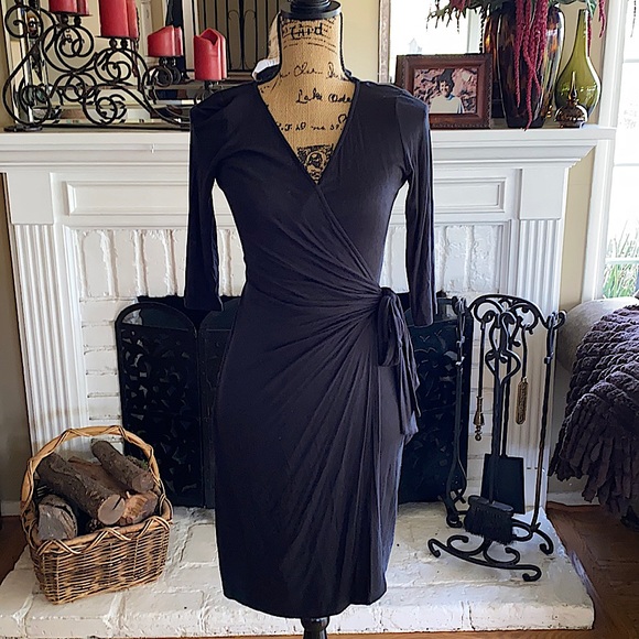 Green Envelope Dresses & Skirts - Black Wrap Dress by Casual Couture by Green Envelope